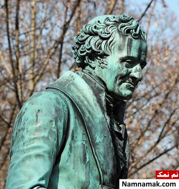 گورستان پر لاشز و عکس های سنگ قبر مشاهیر ایران و جهان