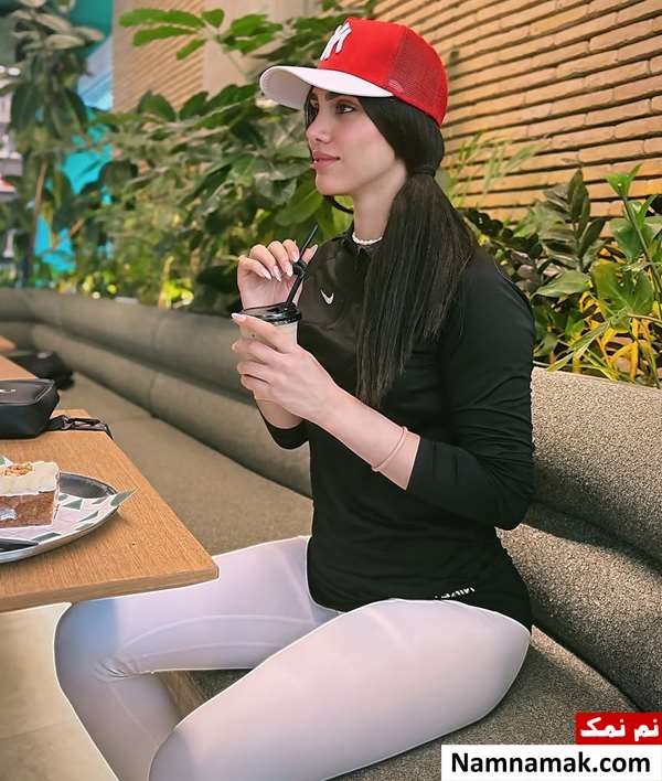 سپیده عظیمی