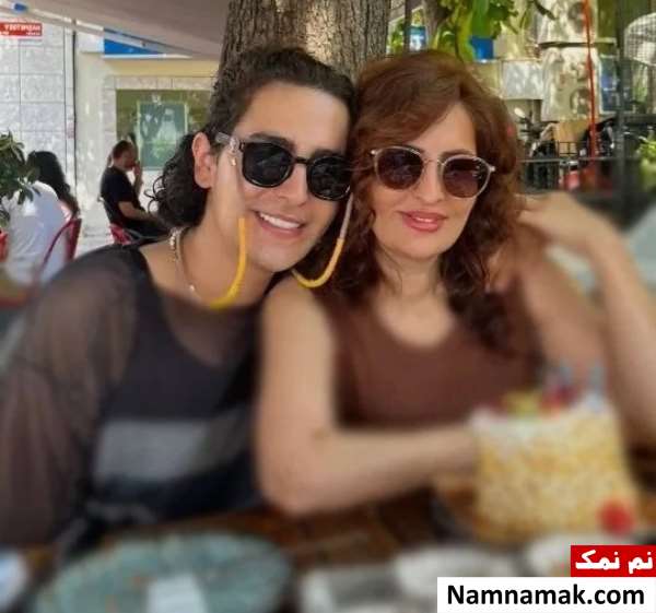 پدرام علیزاده و مادرش