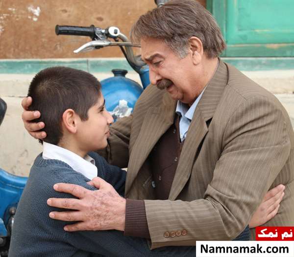 مصاحبه با امیرمهدی خاکپیز بازیگر حکایت های کمال 2 مصاحبه با امیرمهدی خاکپیز بازیگر حکایت های کمال 2