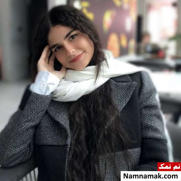 بیوگرافی ستایش سعیدی