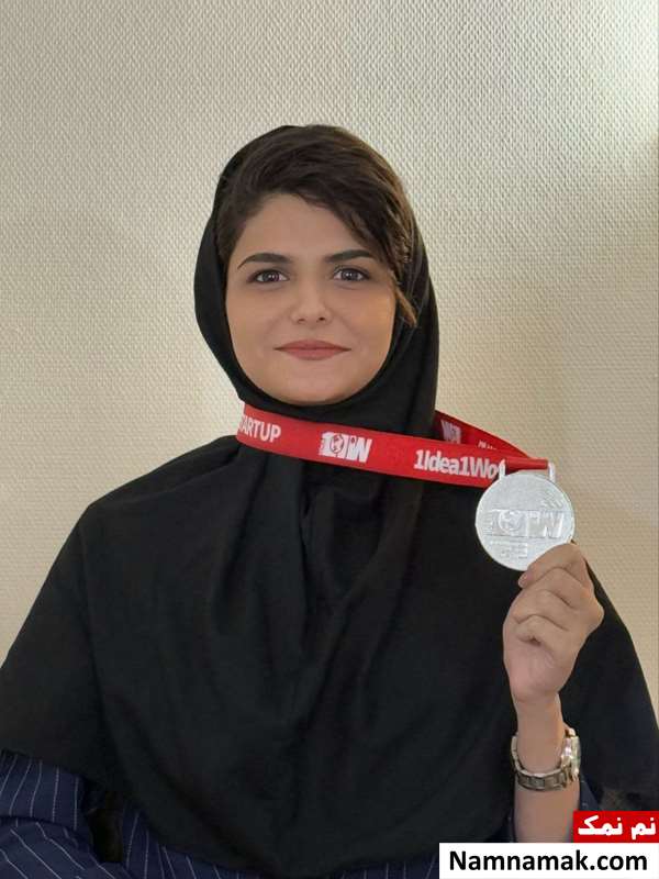 بیوگرافی ستایش سعیدی