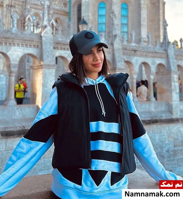 سارا بهمنیار