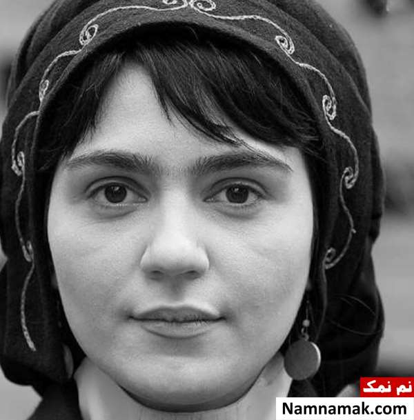 مونا احمدی