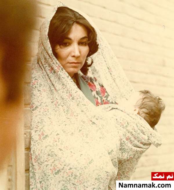 خلاصه داستان و بیوگرافی بازیگران فیلم گلهای داوودی پروانه معصومی در فیلم گلهای داوودی