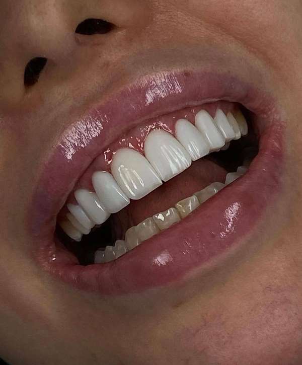 مجموعه تخصصی دندانپزشکی دنتال وست
