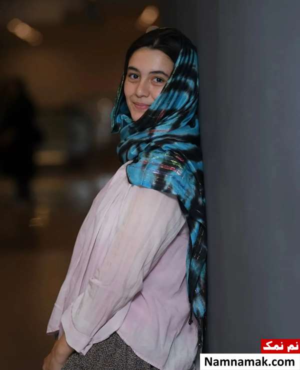 ژولیت رضاعی - Jouliette Rezai