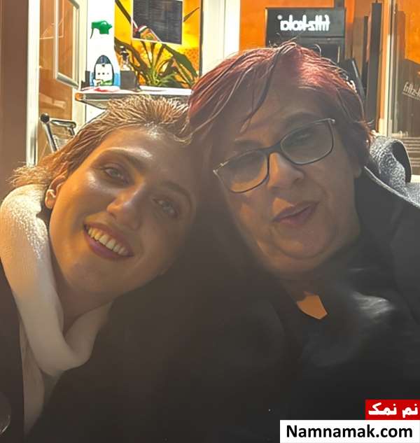 زندگینامه نیلوفر بیضایی و همسرش(Niloofar Beyzaie)