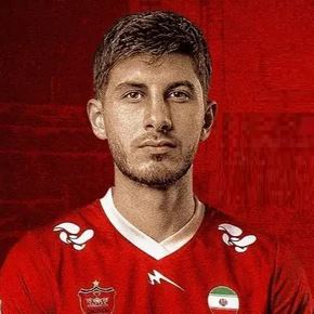 بیوگرافی کوروش اژدهاکش فوتبالیست و همسرش 
