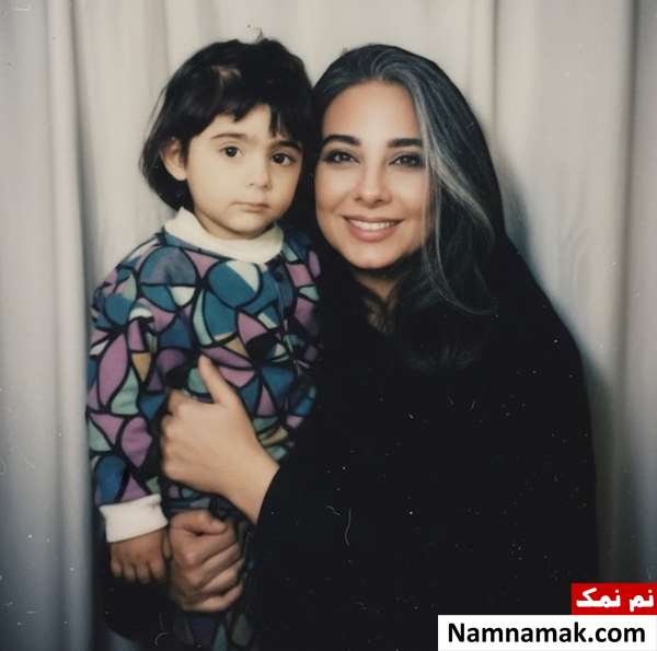 عکس کودکی روژینا ابراهیمی
