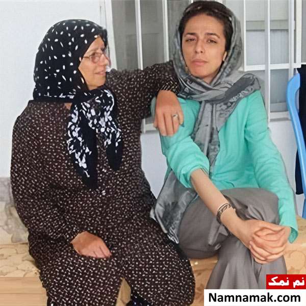 مسیح علی نژاد و مادرش