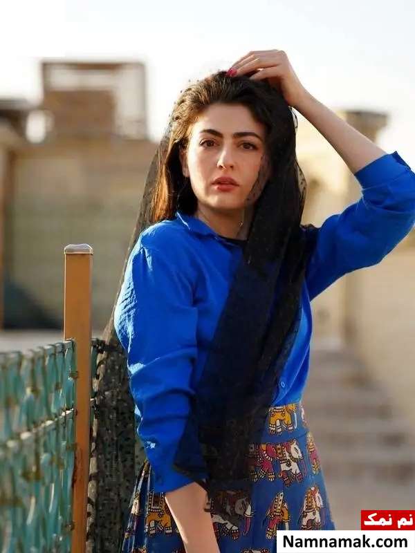 پریسا دوستی - Parisa Dousti