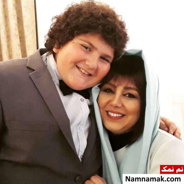پارسیا شکوری فر