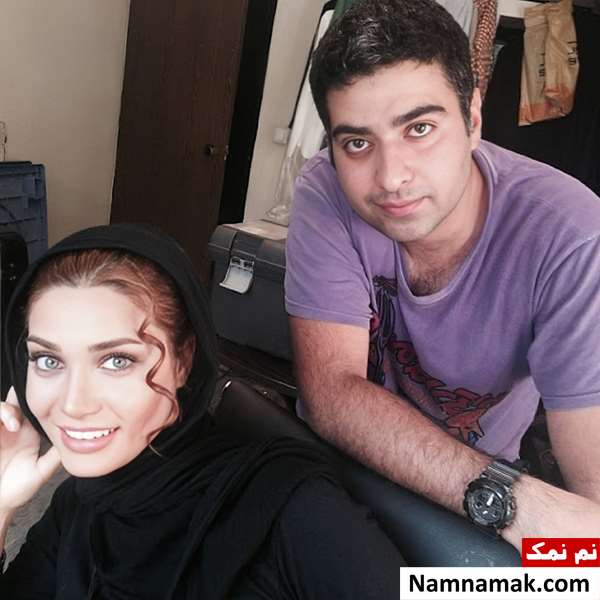 تینا آخوندتبار - Tina Akhoondtabar