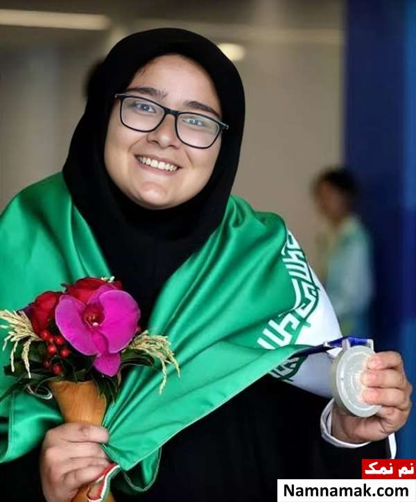 آتنا محمدی ها