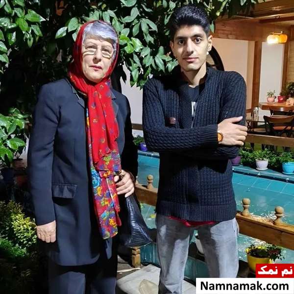 فرخنده فرمانی زاده