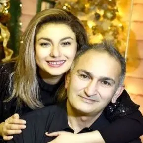 بیوگرافی نگین عبداللهی و همسرش اسدالله + فرزندان