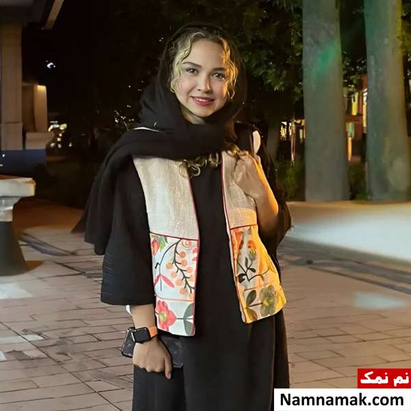 نیلوفر هوشمند - Niloofar Hooshmand