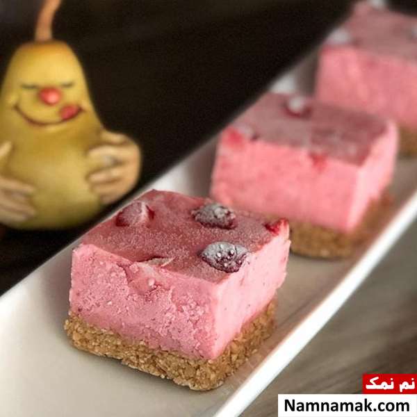 طرز تهیه چیز کیک یخچالی با بستنی