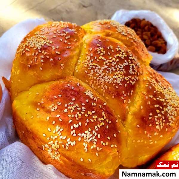 نان شیرمال مغزدار
