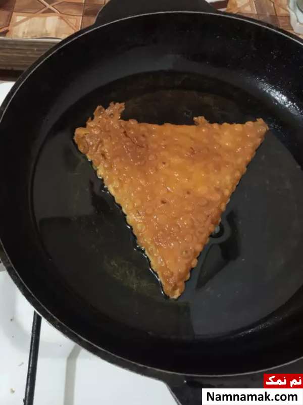 سمبوسه کالباسی