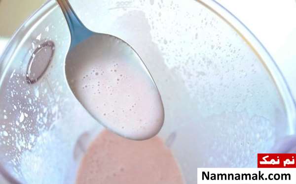 میلک شیک توت فرنگی و موز