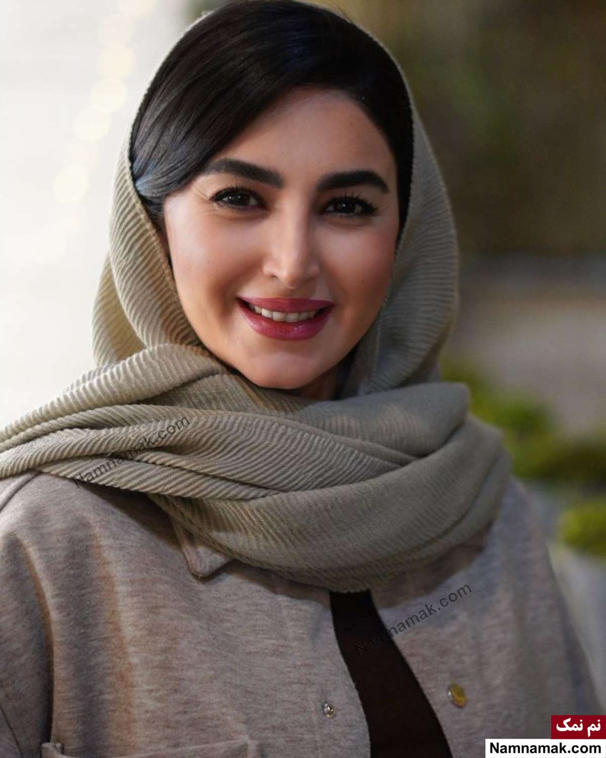 زندگینامه شقایق خاکی پور و همسرش(Shaghayegh Khakipour) شقایق خاکی پور - Shaghayegh Khakipour