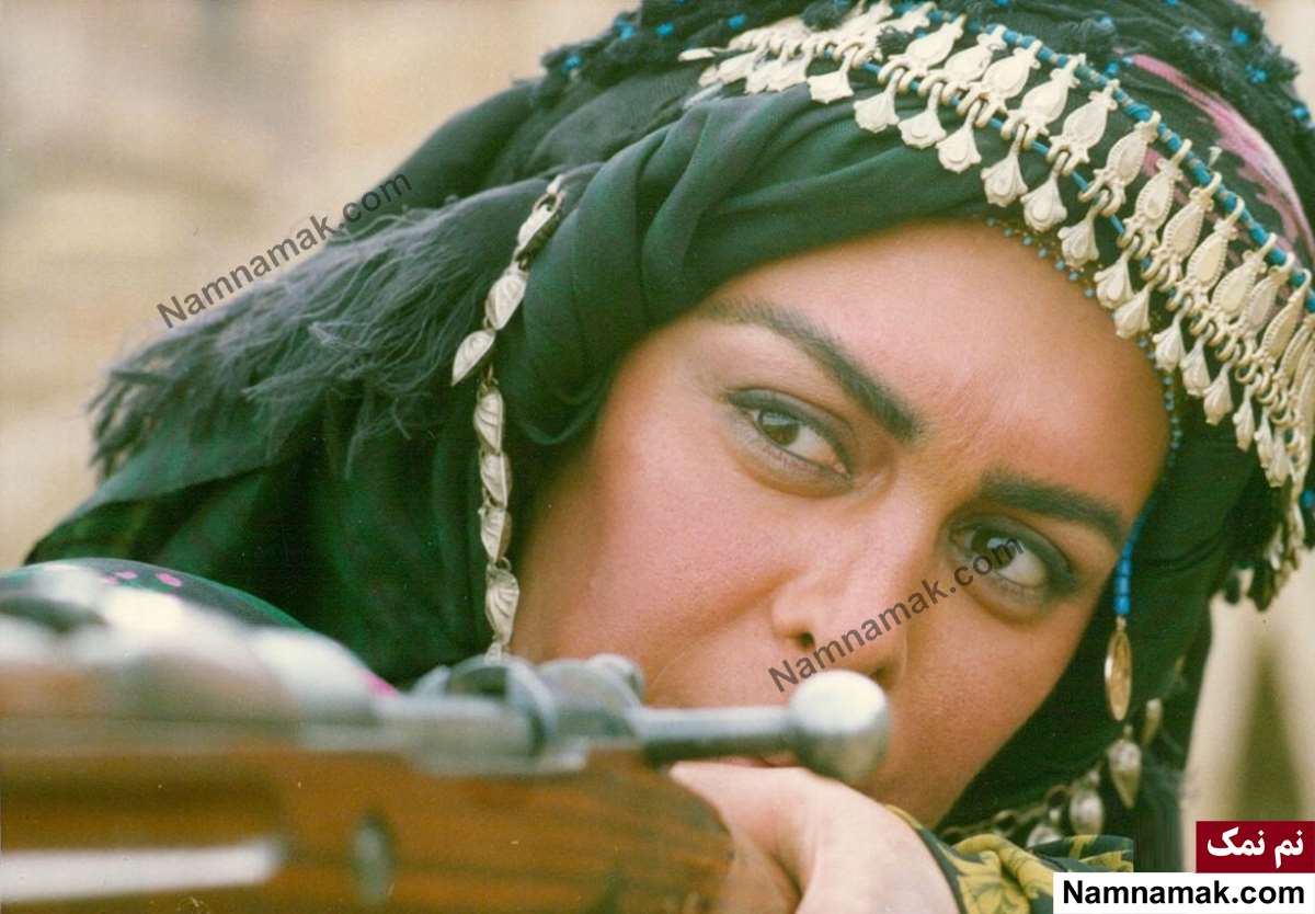 خلاصه داستان و بیوگرافی بازیگران فیلم پنجه در خاک بازیگران فیلم پنجه در خاک