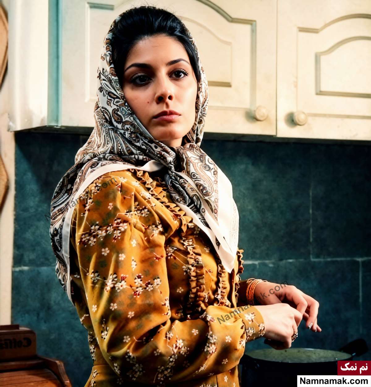 زندگینامه مریم همتیان و همسرش مریم همتیان در فیلم سینمایی گیج گاه