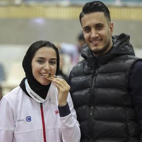 بیوگرافی فرزانه فصیحی و همسرش امیر حسینی + فرزندان