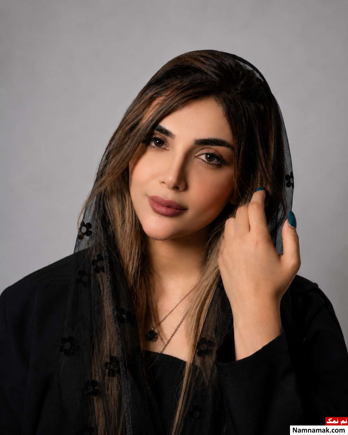 زهرا مومنی بازیگر زهرا مومنی بازیگر
