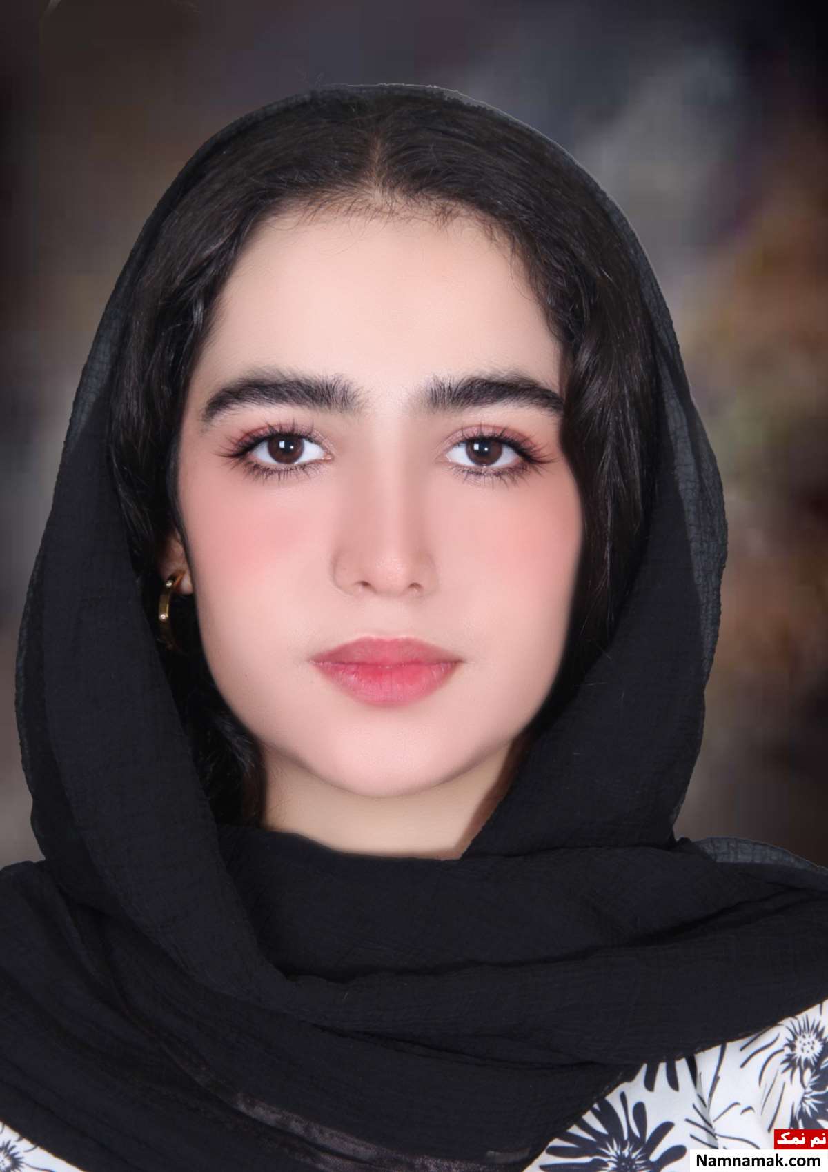 نیایش جمشیدی بازیگر نیایش جمشیدی بازیگر
