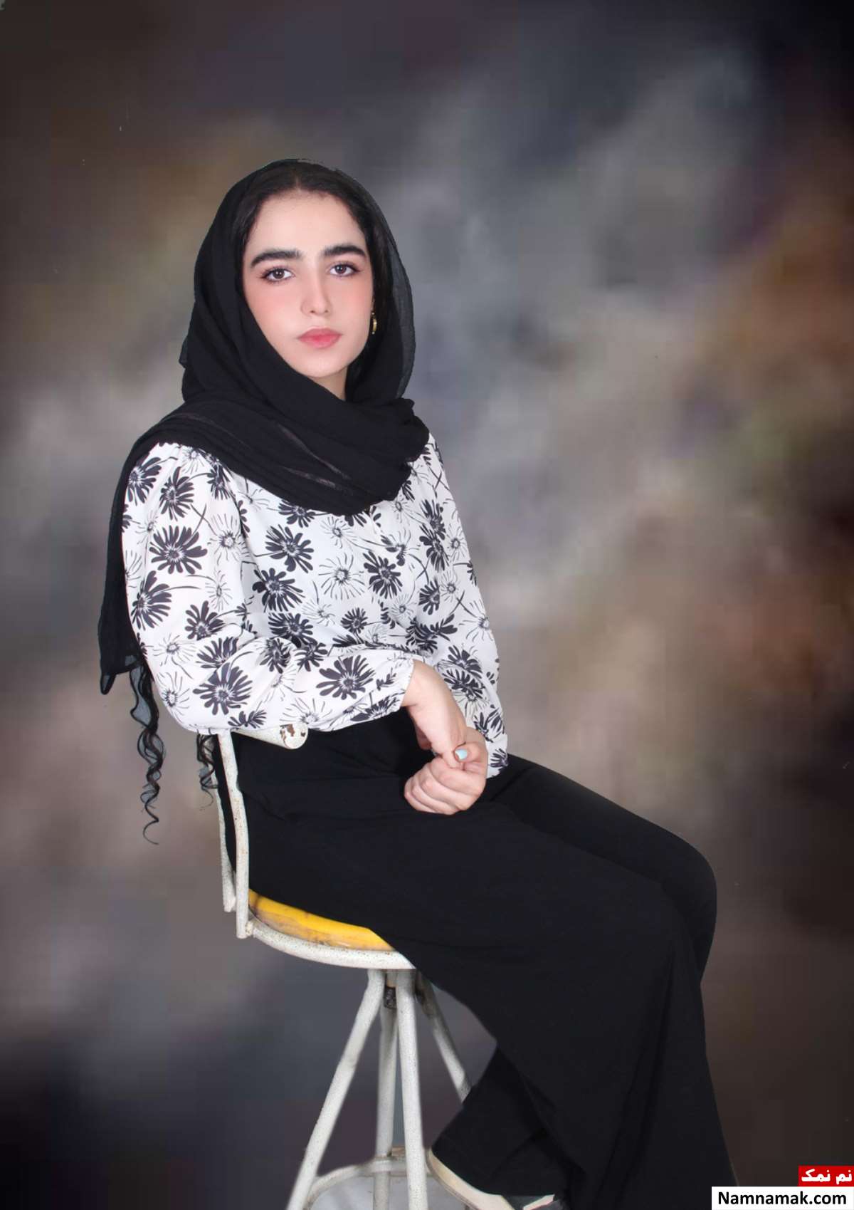 نیایش جمشیدی بازیگر نیایش جمشیدی بازیگر