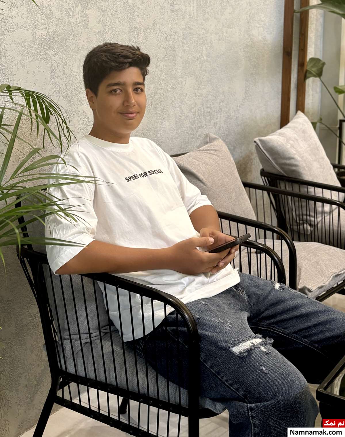 آرین محمد خان لو آرین محمد خان لو