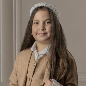 بیوگرافی آوینا منصوری بازیگر با ناگفته ها + عکس