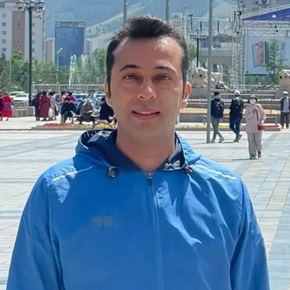 بیوگرافی موعود بنیادی فر داور و همسرش + فرزندان