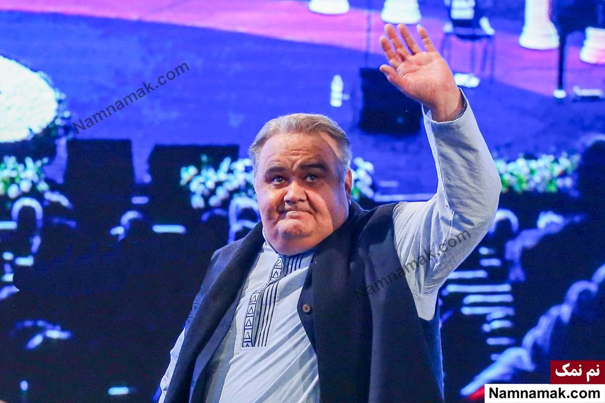 سنگ مزار اکبر عبدی