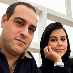 سلفی پسر و عروس داریوش ارجمند با برج ایفل! + عکس
