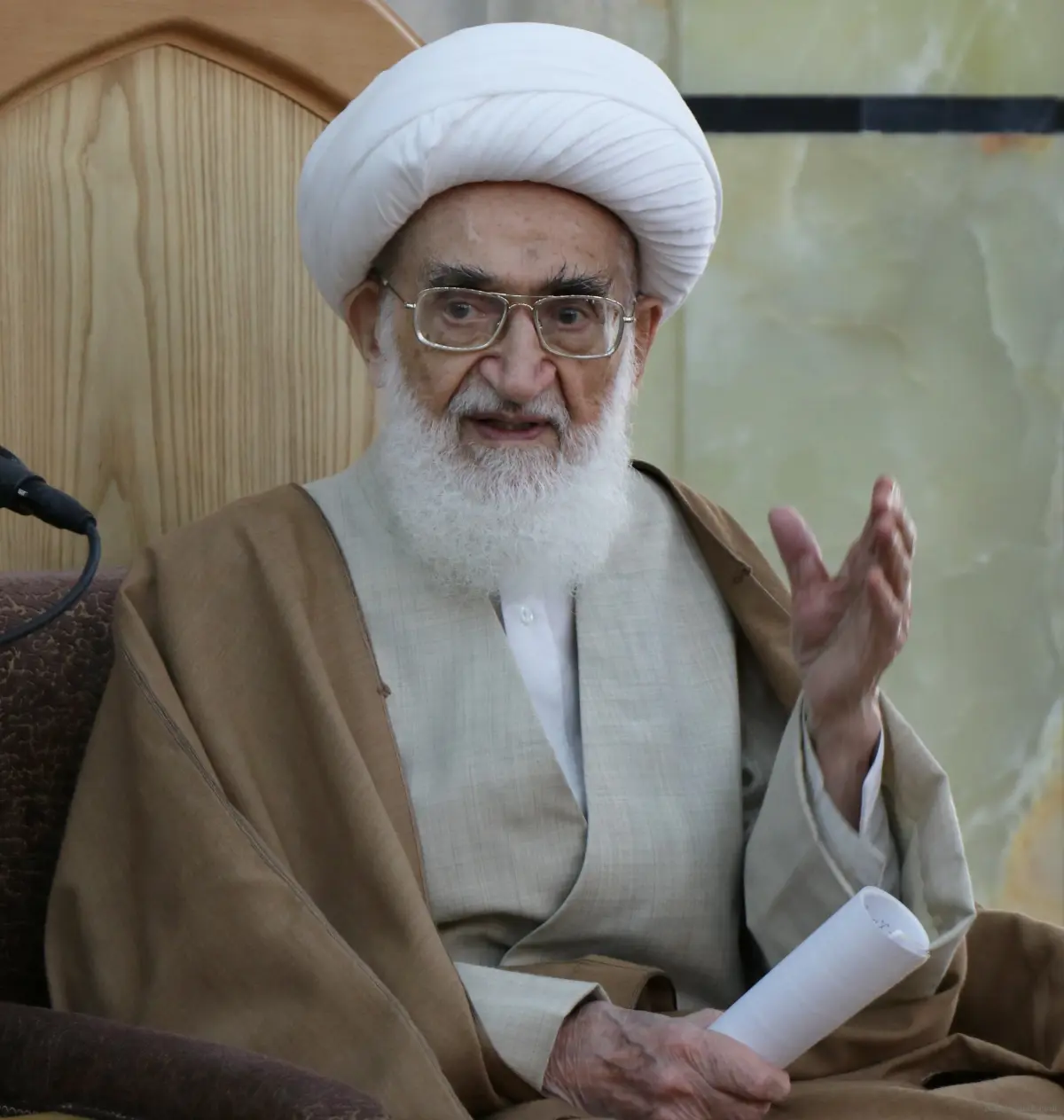 زندگینامه آیت الله حسین نوری همدانی حسین نوری همدانی - Hossein Noori Hamedani
