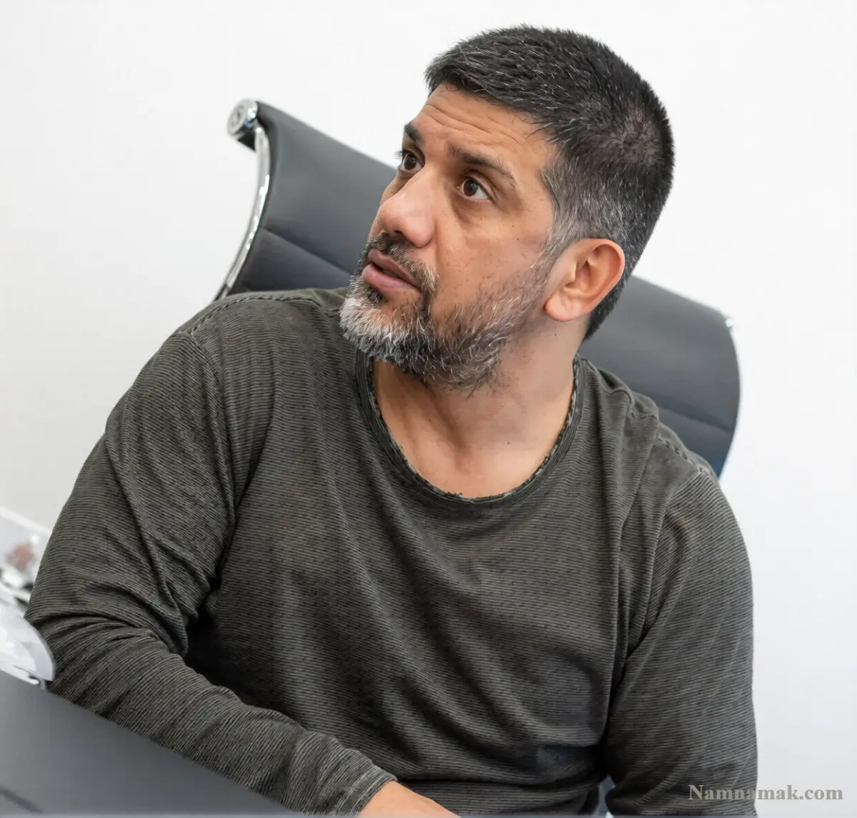 زندگینامه علیرضا دبیر و همسرش علیرضا دبیر - Alireza Dabir