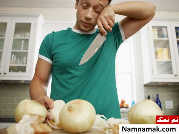 مضرات پیاز و آب پیاز برای چشم مضرات پیاز و آب پیاز برای چشم