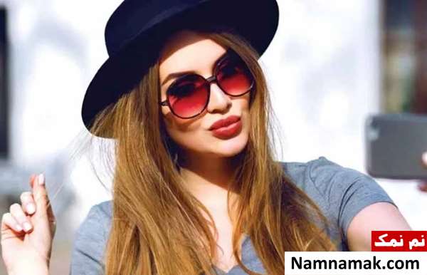 ژست عکس دخترانه سلفی