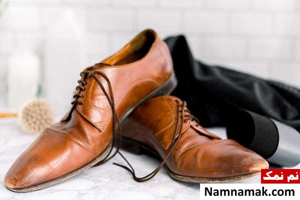 نحوه تمیز کردن کفش چرم روشن