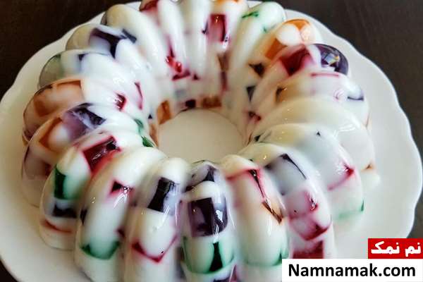 ژله خرده شیشه با شیر
