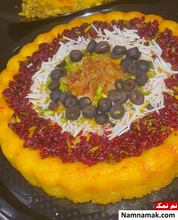 ته چین مرغ در قالب کمربندی