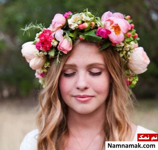 تاج گل عروس طبیعی