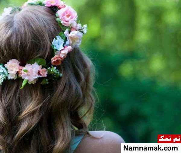 تاج گل عروس طبیعی