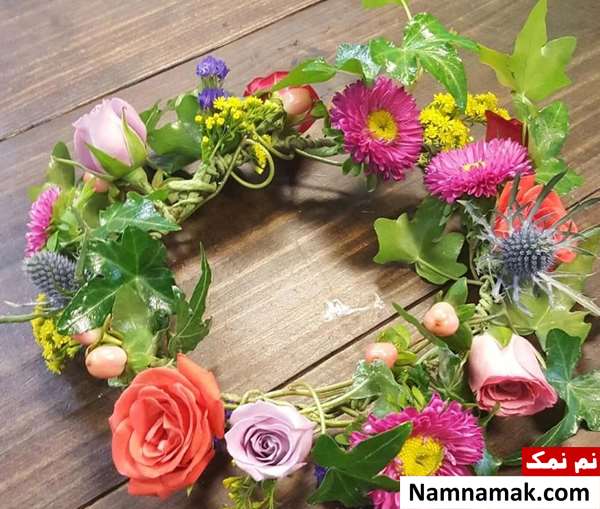 تاج گل عروس طبیعی
