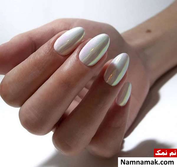 طراحی ناخن عروس سفید ساده و اکلیلی