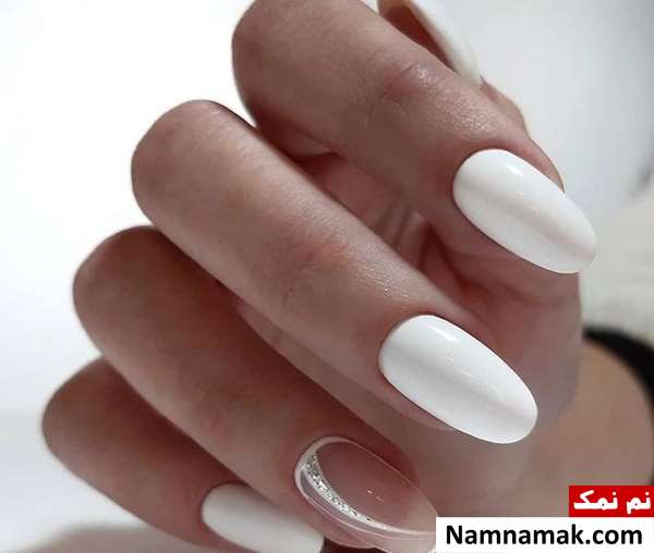 طراحی ناخن عروس سفید ساده و اکلیلی